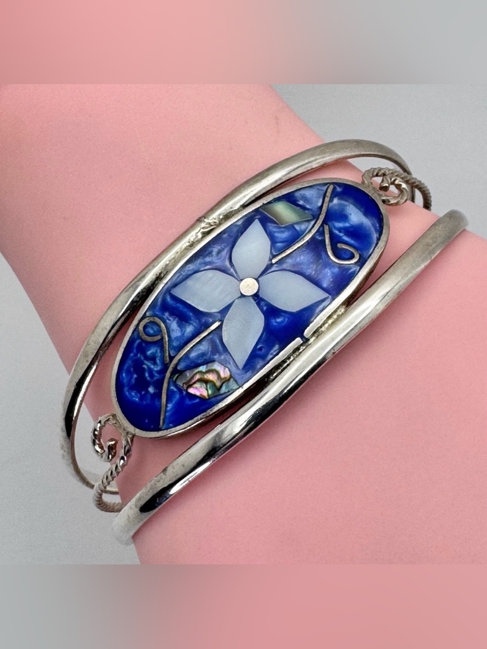 Vintage Vietta Mexico Silver Abalone Flower Cuff Bracelet Blue Inlay